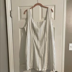 NWT- Old Navy linen dress